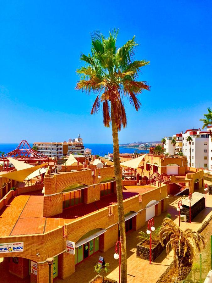 Sea-View Apartment With A Tennis Court Адехе Екстер'єр фото